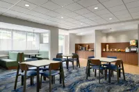Fairfield Inn & Suites Bristol - breakfast