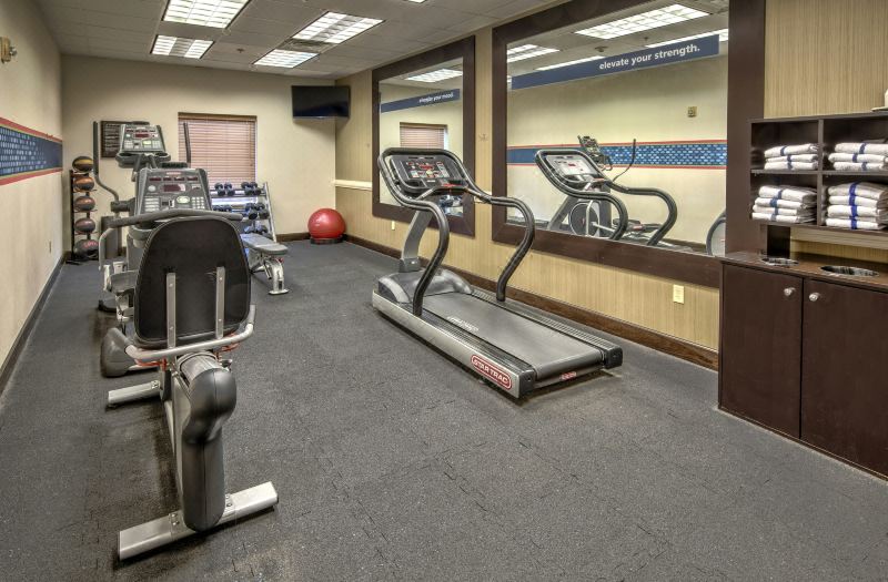 Hampton Inn Jacksonville-Anniston Area photo 2
