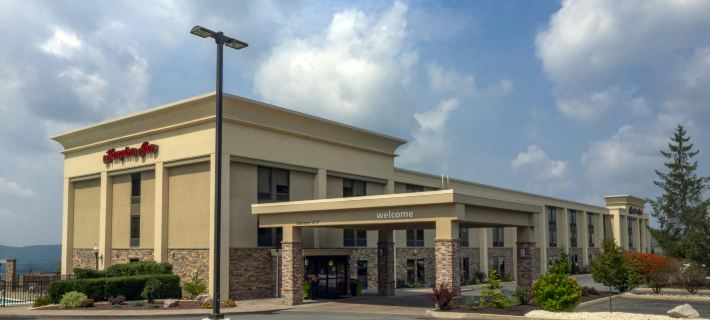 Hampton Inn Hazleton Hotels in Luzerne County