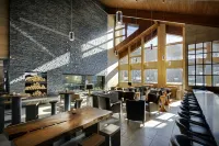 Highline Vail - a DoubleTree by Hilton - breakfast