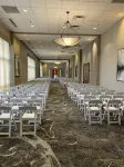 DoubleTree by Hilton Hotel Bay City-Riverfront - piscina