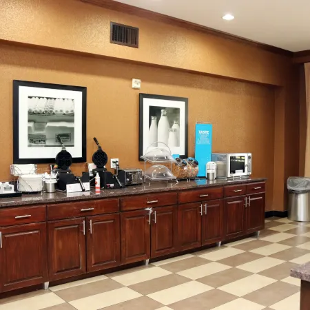 Hampton Inn & Suites Stephenville