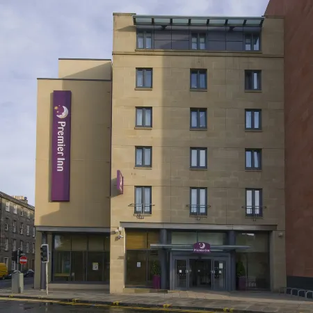 Premier Inn Edinburgh City Centre (Lauriston Place)