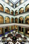 Elite Plaza Hotel - С парковкой