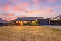 Home Sweet Home - Wanaka Getaway - 2 ดาว