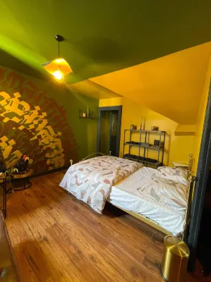 CharmingChambéryApartmentCentral,Cozy, and Convenient - 3-Star