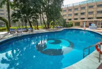 Hotel Clarks Shiraz - piscina