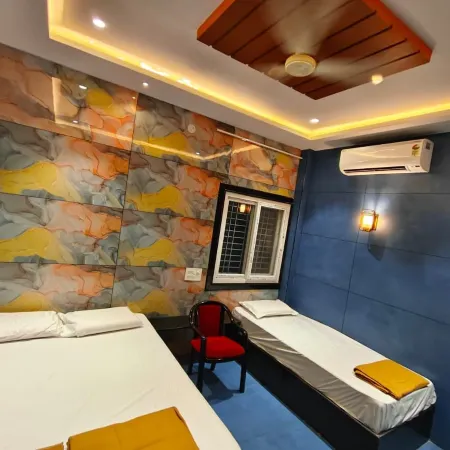 Srivara Grand Mantralayam Hotels in Kurnool