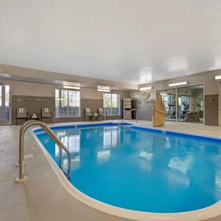 Country Inn & Suites by Radisson Romeoville I-55