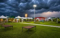 The Royal Heritage Tent Resort - Parking