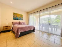 3BR Condo with pool near Los Sueños, Herradura - 2-Star