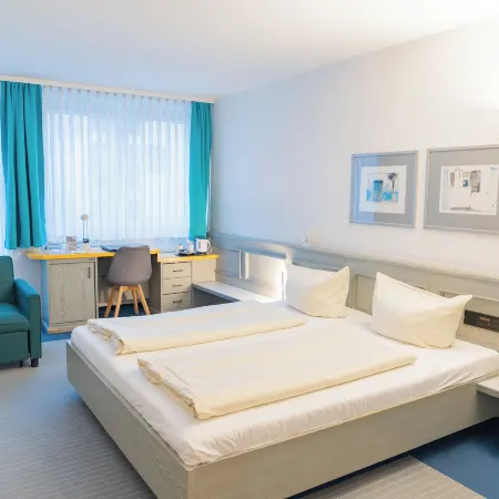 Avenue Hotel