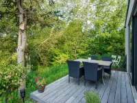 Tranquil Riverside Retreat - 3-Star