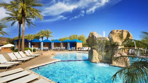 Hilton Phoenix Tapatio Cliffs Resort in Phoenix