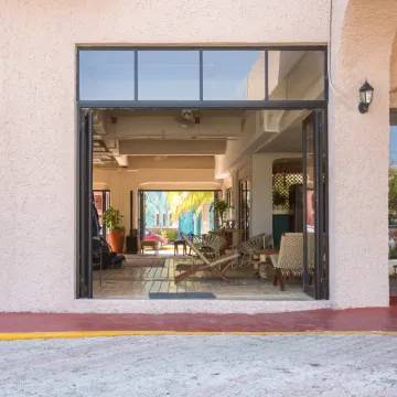 Nílu Cancún Zona Hotelera by Selina