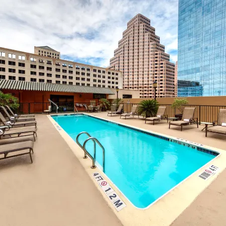 Hampton Inn & Suites Austin Downtown
