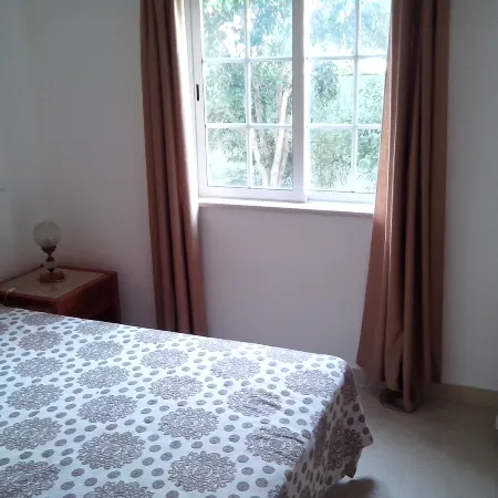 Albufeira 1 Bedroom Apartment 5 Min. from Falesia Beach and Close to Center! D