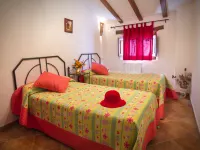 Farmhouse in Sierra de Los Filabres for 6 Ppl Hotels in Laroya