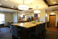 Holiday Inn Express & Suites Cleveland Hotels in Cleveland