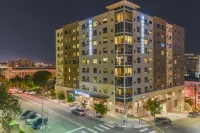 Hyatt House Austin/Downtown Hotels near Texas Capitol