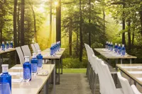 Apartosuites Jardines de Sabatini Các khách sạn ở Madrid