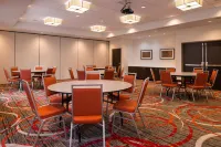Holiday Inn Express & Suites Monroe