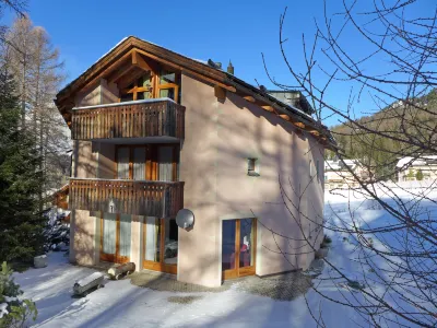 Chesa Cresta Hotels near Lej Nair