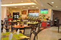 Hotel Eco Premium Plaza Meru Hotels near Puerto Ordaz Airport