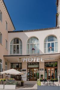 Best 10 Hotels Near Spaccio Saucony from USD 72/Night-Montebelluna for 2023  | Trip.com