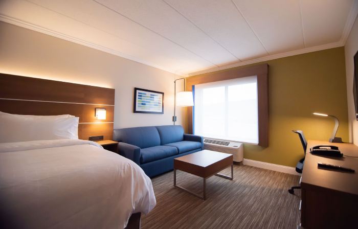 Holiday Inn Express & Suites WILLIAMSPORT by IHG
