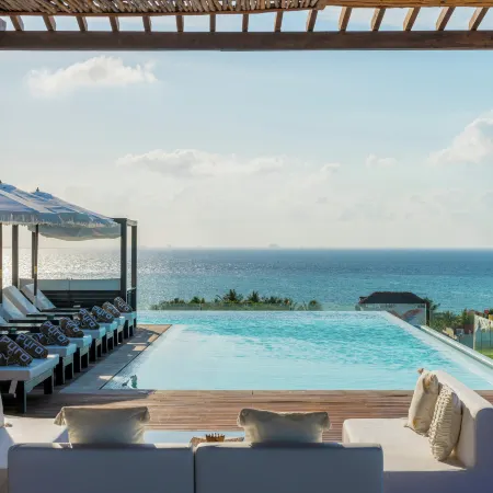 The Fives Downtown Hotel & Residences, Curio Collection by Hilton