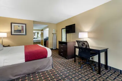 SureStay Hotel by Best Western Lenoir City فنادق في Lenoir City