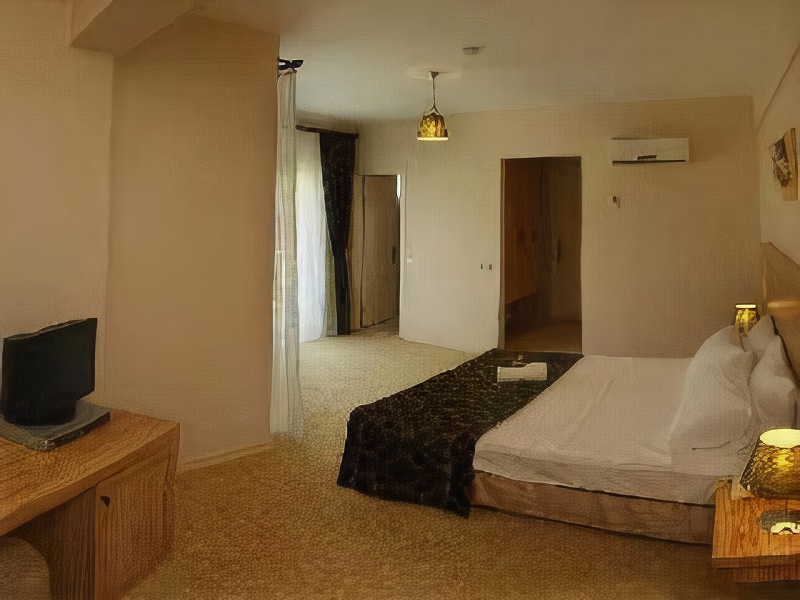 Nevada Hotel & Spa
