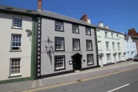 The Beacons Guest House Hotels in Brecon