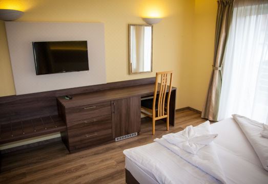 야데 호텔 베스프렘