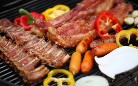 Chuncheon (Namiseom) Sea and Black Pension Отели рядом с достопримечательностью «Остров Нами»