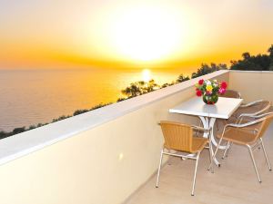 Holiday Apartments Maria with Pool and Panorama View - Agios Gordios Beach