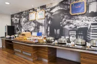 Holiday Inn Express Leicester City Hotels in Braunstone