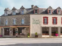 Le Petit Keriquel Hotels in Ploermel