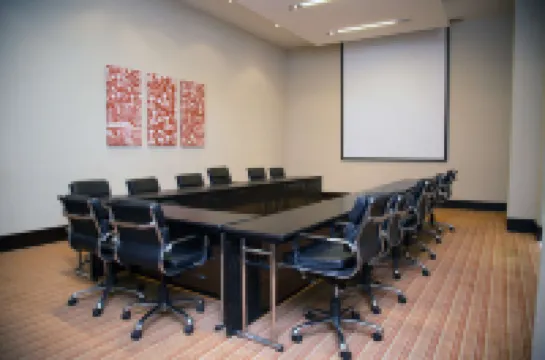 ไฮแอท พลาซ กุรกาออน อุดโยค วิฮาร์ โรงแรมในคุร์เคาน์