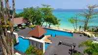 Phi Phi Holiday Resort - 4 Sao