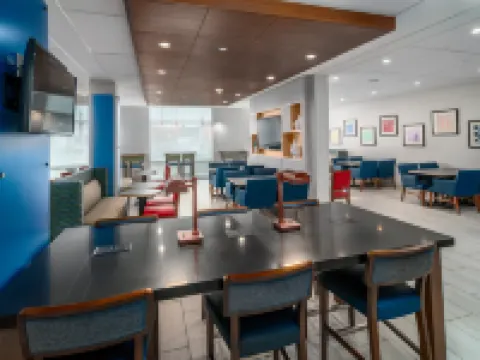 Holiday Inn Express & Suites BRANDON by IHG Hoteles en Brandon