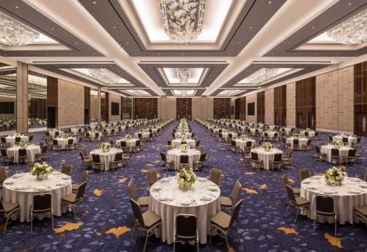 웨스틴 수라바야 수영장