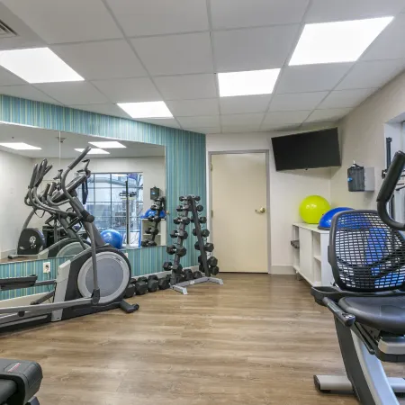 Holiday Inn Express & Suites MOUNT ARLINGTON-ROCKAWAY AREA by IHG