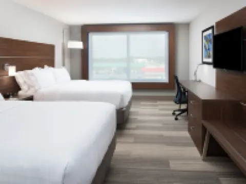 Holiday Inn Express & Suites KINGDOM CITY by IHG Hotels in Callaway County