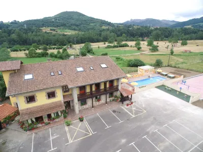 Conjunto Hotelero la Pasera Hotels in Onis