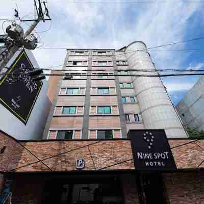나인 스팟 호텔 Hotel Exterior