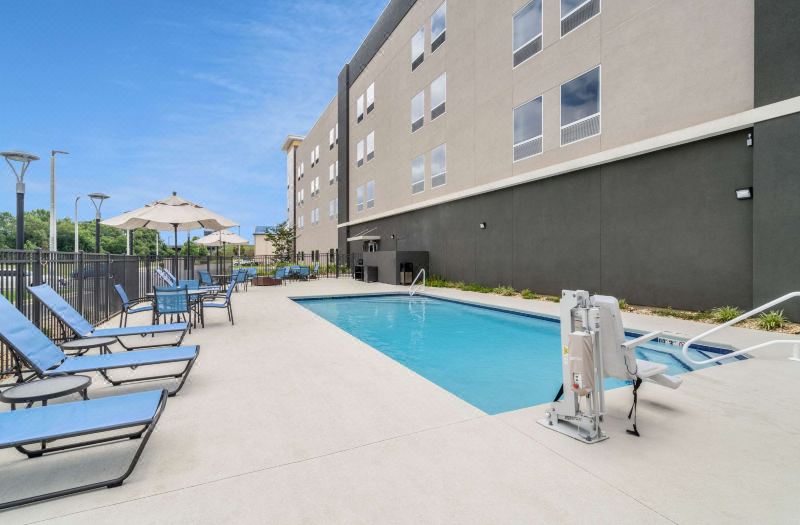 La Quinta Inn & Suites by Wyndham Tifton photo 2