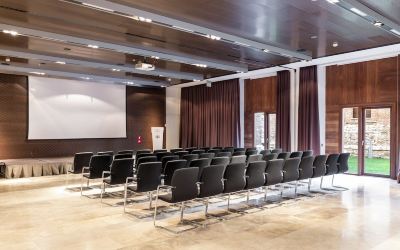 会議室 パラドール デ アルカラ デ エナーレスの写真