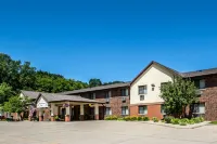 Quality Inn & Suites Decorah Hôtels à : Decorah